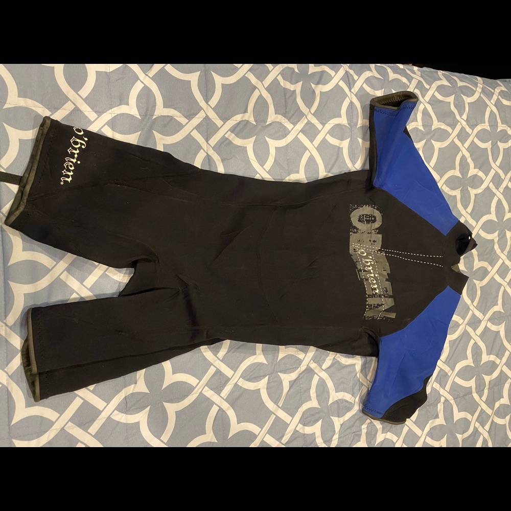 O’Brien wetsuit size small